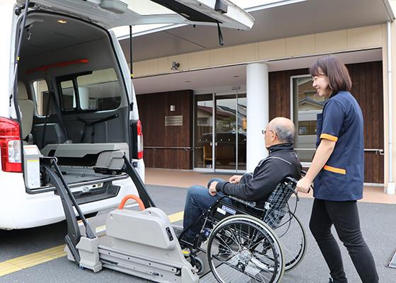 地域密着型デイサービス ソラスト尾頭橋で介護職員（ヘルパー）介護助手のパート・アルバイトの求人 