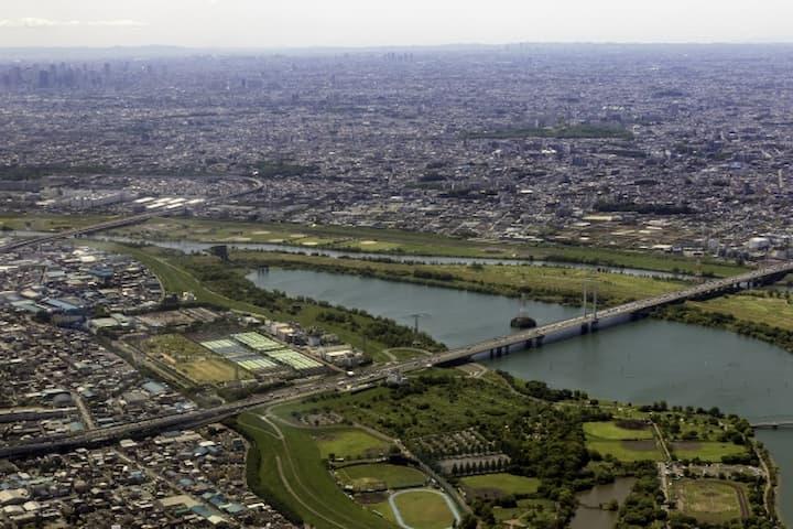 荒川の恵み豊かな戸田市で探す介護職。車も電車も便利!